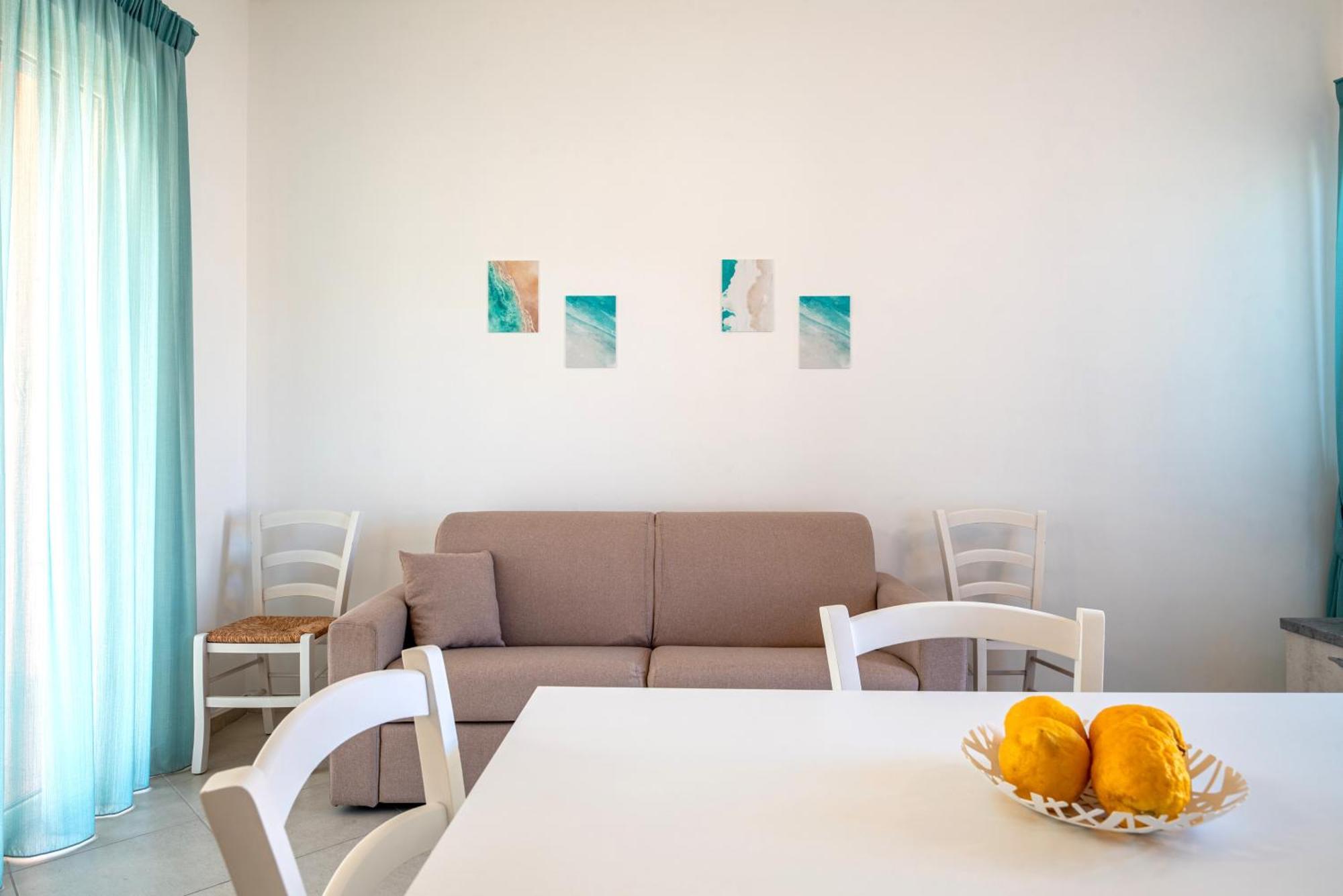 Icaro Residence Apartments With A Beautiful Pool Sant'Agata di Militello Exterior photo